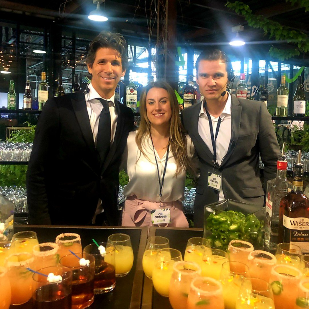DGSevents's tweet photo. A perfect Dream Team with @Eatertainment and @sebcentner π
.
.
.
#DGSevents #DGS #DGSteam #staffingagency #eventsstaff #eventstoronto #torontoevents #events #dreamteam #toronto #Entrepreneur #catering #thesix #bizbashto https://t.co/JUItkePMYK