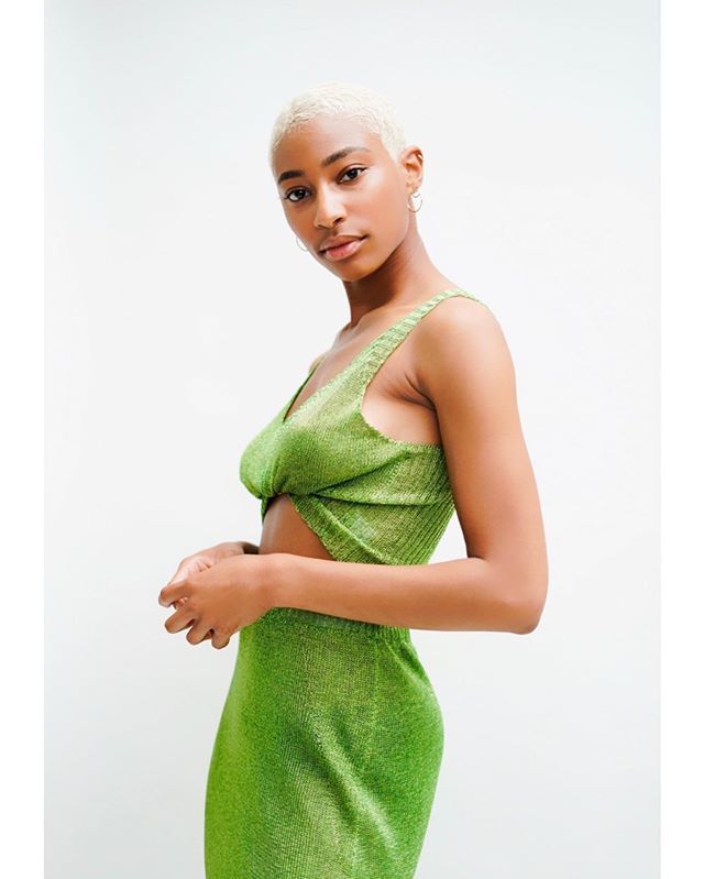 kidnoble's tweet image. Golden.
.
.
#TodayAtApple #applecarnegielibrary #model #blackmodels #sony #sonyalpha #sonya7iii bit.ly/2ZhyL72