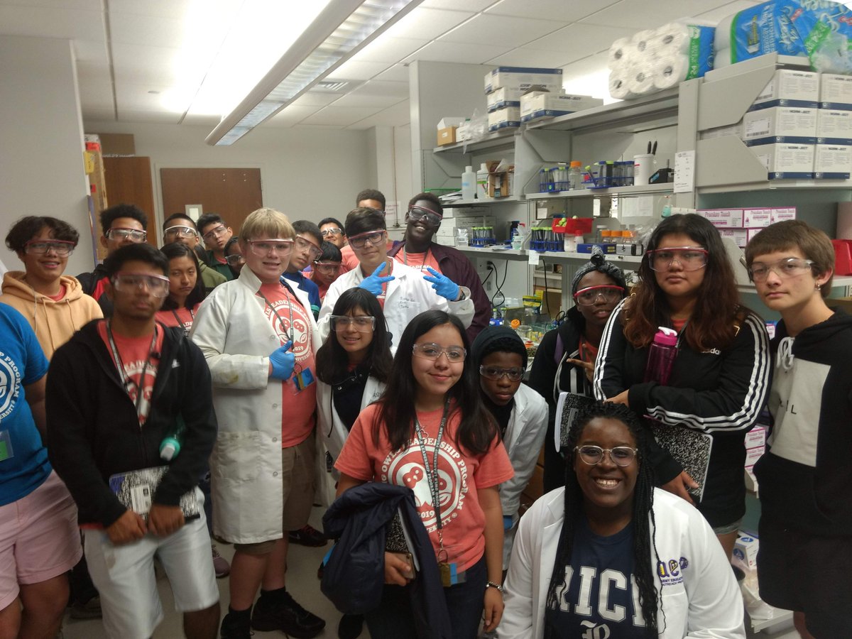 Thanks to Amit, Tanya, and Syndi for leading high school students through a lab tour as part of the Young Owls Leadership Program!