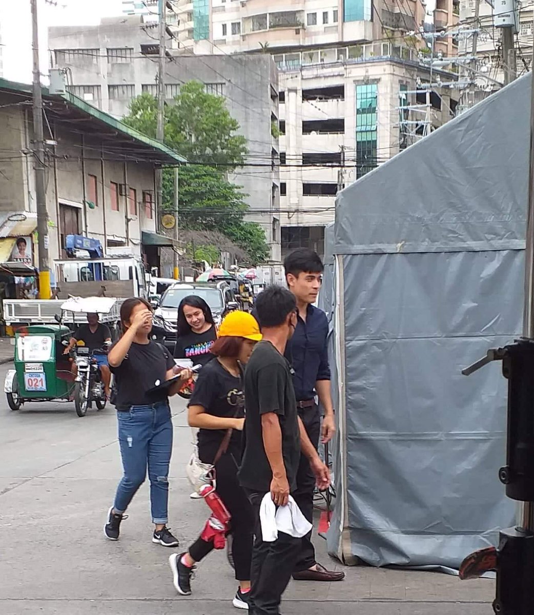 CChinita1's tweet photo. BTS Xian Lim as Nathan #TheAXProject #LoveTheWayYouLie day 8 shooting!! π¬ @XianLimm cto https://t.co/Ya4uGCXul1