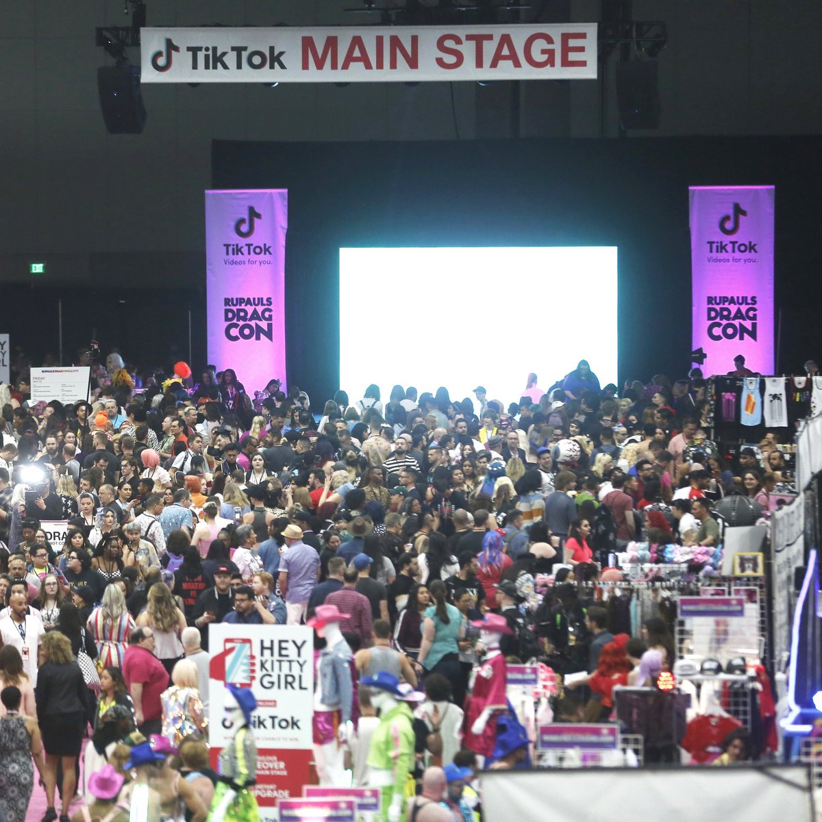 WorldOfWonder's tweet photo. Still recovering from @rupaulsdragcon LA, Mary? Sameee. ๐ Check out some of our fave vids from our @tiktok #ServingRealness challenge from this weekend + download TikTok now on the app store to dive into the rest! https://t.co/c7TsMpSHqv https://t.co/54RYSK4NN4
