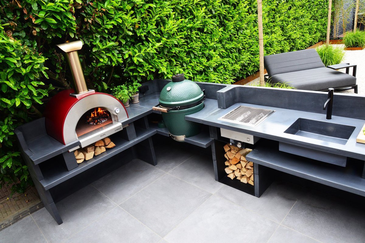 oneQ_cooking's tweet photo. Prachtige buitenkeuken van Barts Food Factory met oneQ Flame er in.  #oneQinside #oneqsmartoutdoorcooking #oneq https://t.co/QVEuKRZr4r