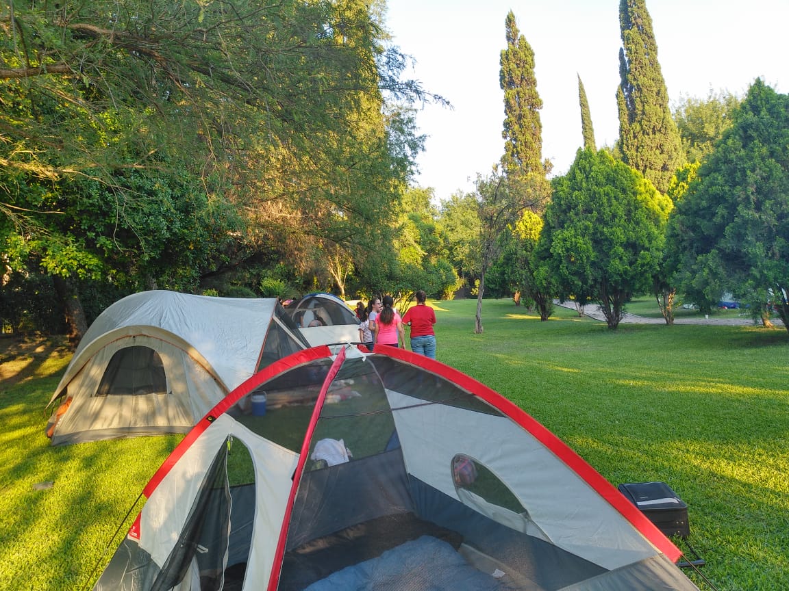 Y tocó el turno a los alumnos de 6o. de Primaria para vivir su "campamento de despedida".
Momentos inolvidables, llenos de agradecimiento y alegría.
#MaterSoy
#WeAreSacredHeart