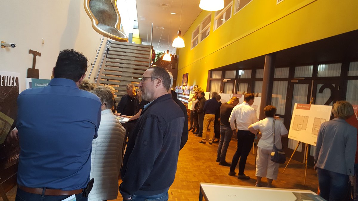 hanslansbergen1's tweet photo. Startebos is nagenoeg vol .Goed dat er destijds is nagedacht over een nieuwe loctie en de raad zich in 2009 niet liet lijden door krimp . Afgelopen zaterdag  was er veel belangstelling voor nieuwbouwplan De Hoek . Meijel forenzendorp voor ieder wat wils krijgt wederom inhoud https://t.co/YtVLfq6xWc