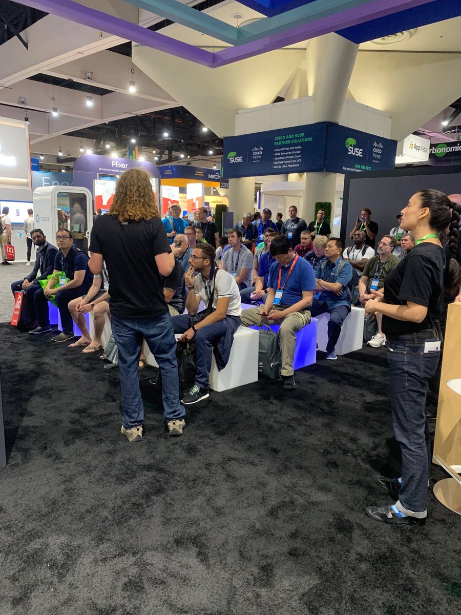 zoginstor's tweet photo. Packed house hearing about IBM’s multicloud solutions at our booth at CiscoLive San Diego - 2905. Join us for the next 3 days and you’ll learn how IBM Storage delivers your enterprise the IDEAL hybrid multicloud solution https://t.co/y3tAG4Wlo3