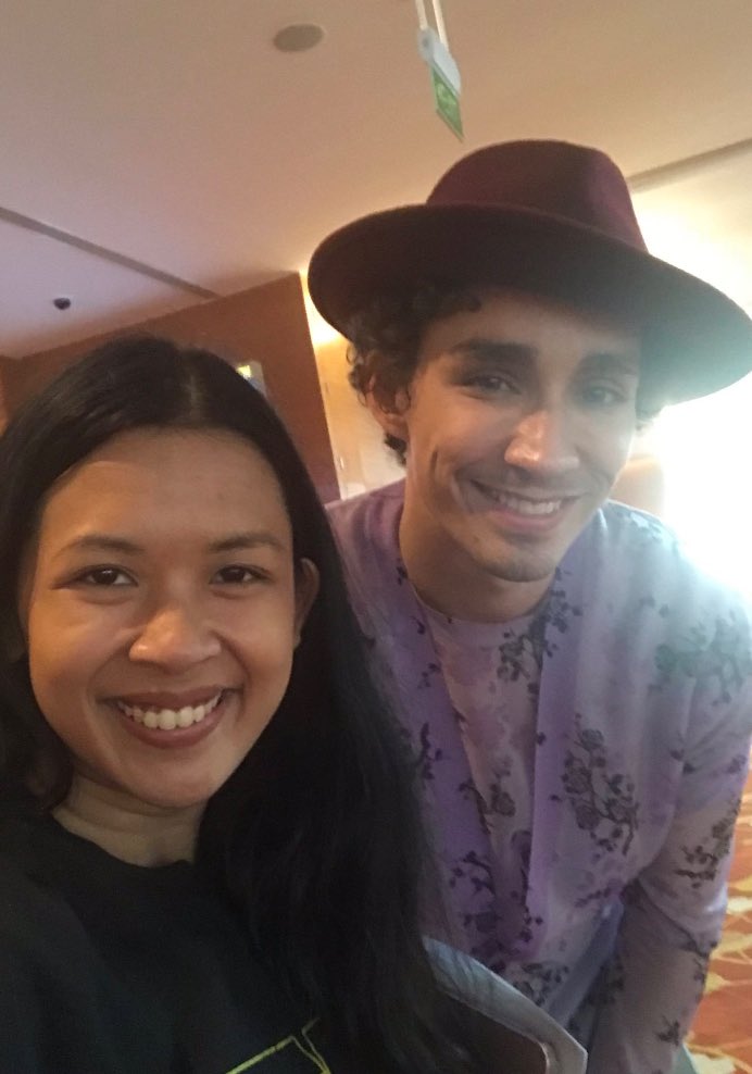 TheSheehab's tweet photo. When you get to interview @RobMSheehan & @DavidCastanedaJ back in November 2018 at #SWNAsia and talk to them about Umbrella Academy way before the rest of the world gets to hear about it. © @the_lil_miss #robertsheehan #davidcastaneda https://t.co/Y7gfKs5P4P