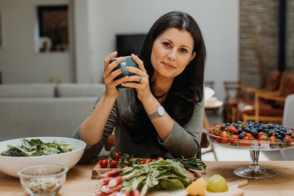EdenKnowledge's tweet photo. @thaliapellegri2 on Happier Healthier children and Eating for better energy. June 12 8-10pm. @EdenKnowledge @MartinPS100 https://t.co/sNs7HY1Jyi https://t.co/R4EX6xqgOX
