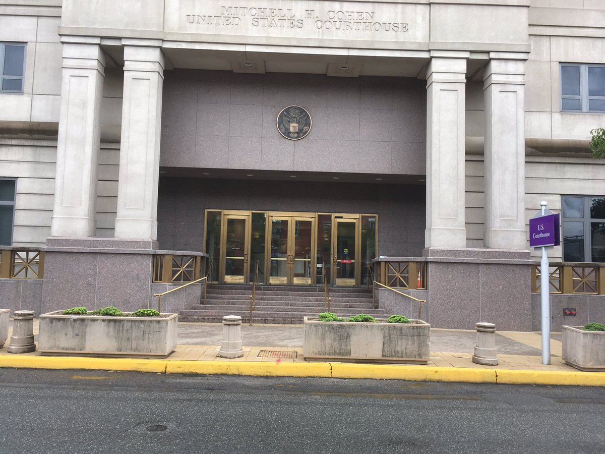 stevetawa's tweet photo. The jury tells a federal court judge in its 1st full day of deliberations it is deadlocked in the trial of a @CamdenCountyPD officer accused of using excessive force by repeatedly hitting a man in a videotaped arrest in 2018. https://t.co/6Z2NGYNxGP