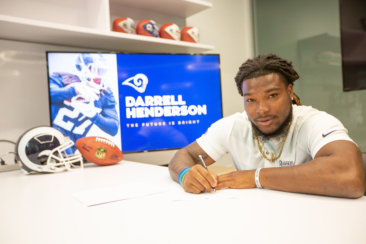 MemphisFB's tweet photo. Darrell Henderson made it official with the Rams late last week. Photos courtesy of @RamsNFL. #GoTigersGo #TigerFam https://t.co/Rz38TvsHBO