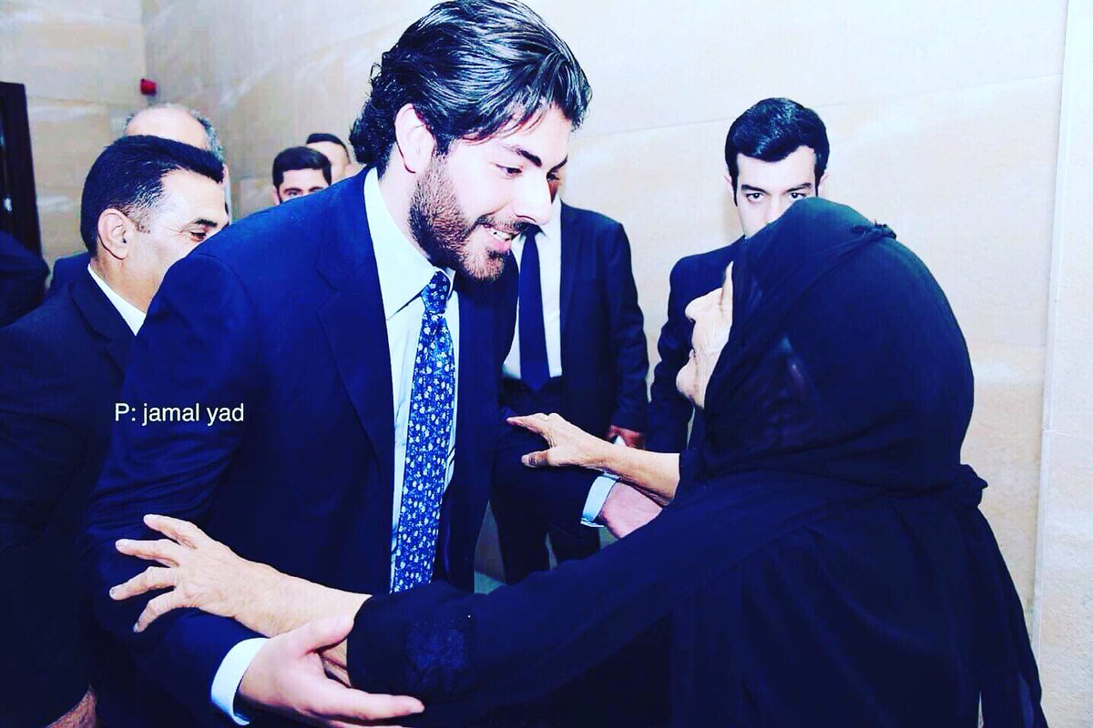 ئەمڕۆ بەرێز ئيدريس نێچیرڤان بارزانی چاوی کەوت بە دایکە عائیشـە دایکـی شەھیدان.