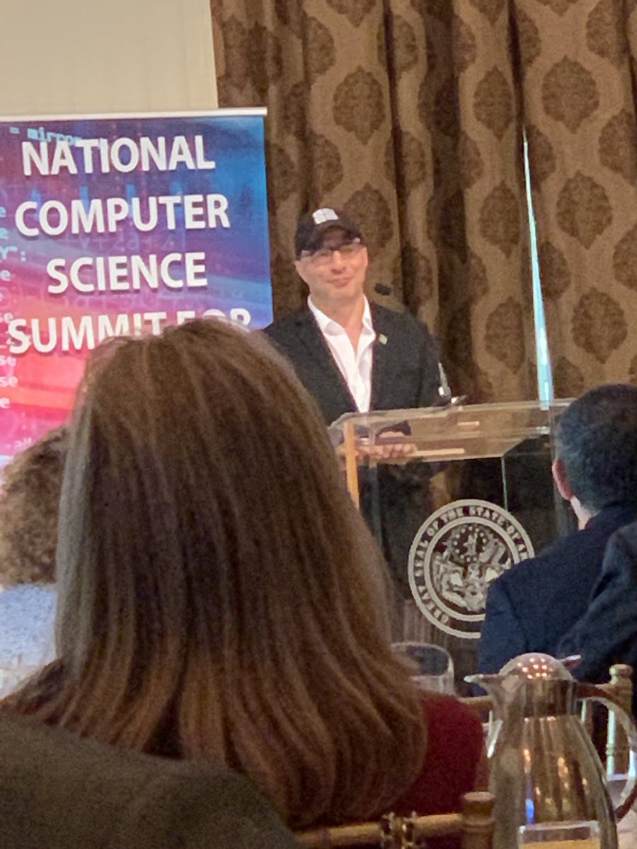 Indiana_CS's tweet photo. Loved learning from CS leaders like @hadip @ruthef @AnthonyOwenADE @wrenhoffman @AsaHutchinson @jakebask and many, many more at #CSsummit19 in Little Rock. And a surprise visit from @BillClinton! #CSforALL #CSforIN https://t.co/GwPSIn5Ld8