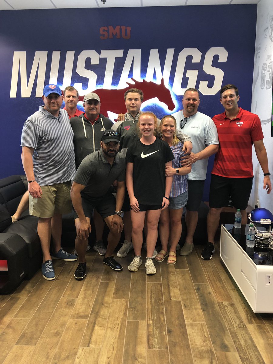BransonHickman's tweet photo. I’m staying home #PonyUpDallas https://t.co/neto6ek9eO