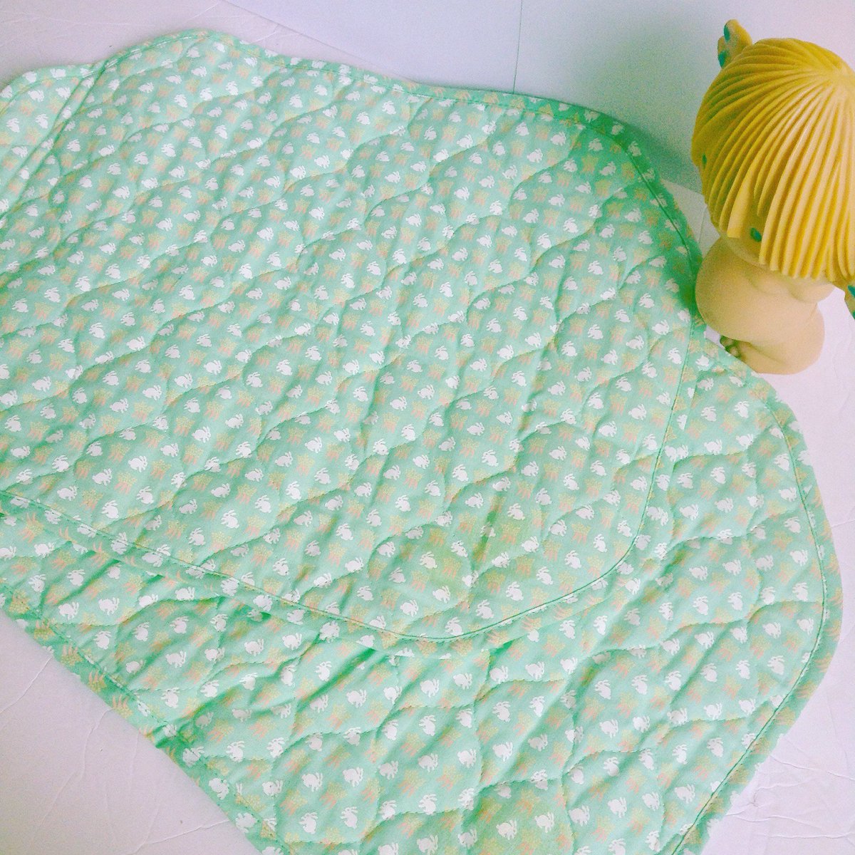 TheeSocialHour's tweet photo. Pair of Mint Green Quilted Rabbit Placemats. White Bunny Table Decor. Summer Place Settings. Country Home Decor. Handmade Linens. Floral https://t.co/P1d7nWm3pt #housewares #green #oval #white #cotton #greentablemats #animalpattern #rabbitpattern #tabledecor #etsy https://t.co/CQRYu2F9Vo