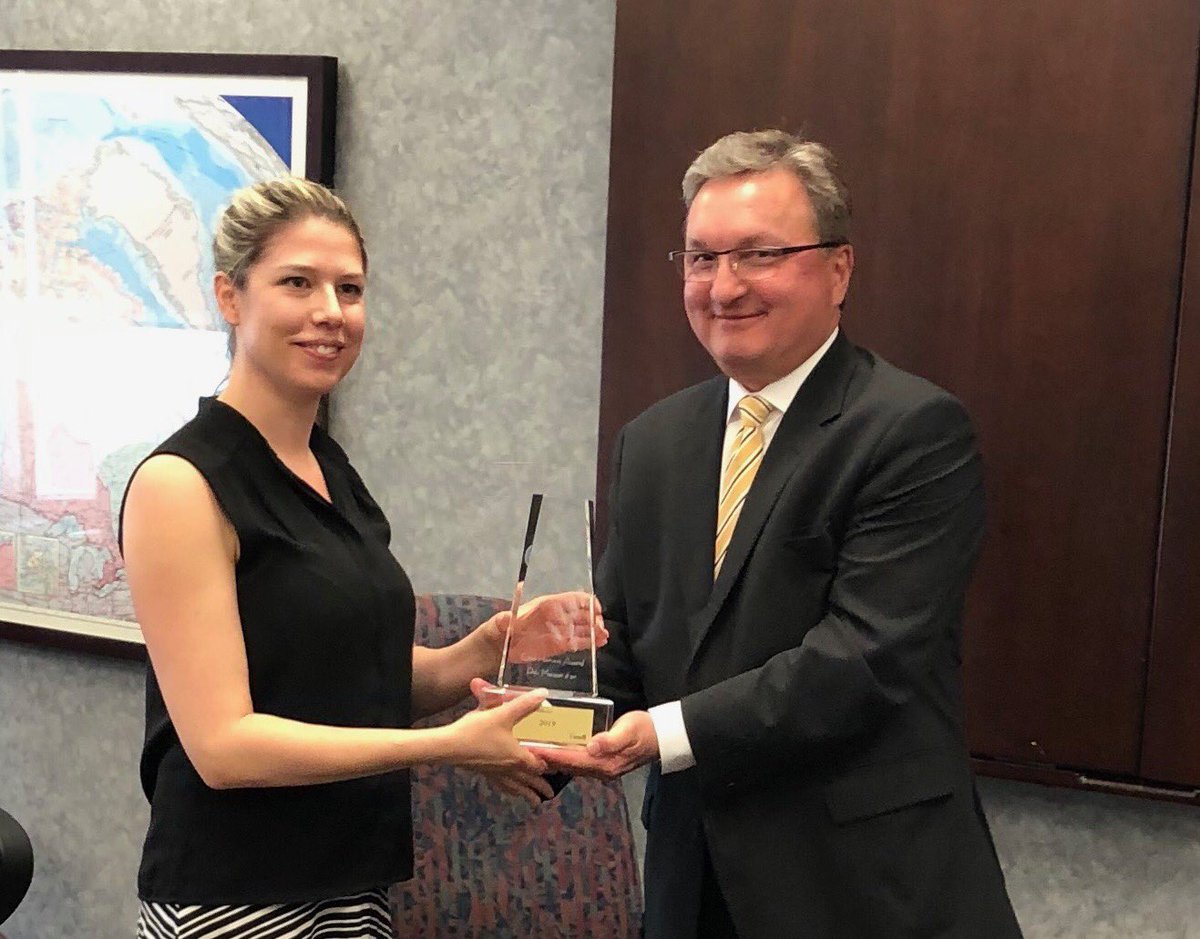 dougchorney's tweet photo. Congratulations to Eve Froehlich! Today she was presented with the 2019 Gold Harvest Award for her contributions to the trade negotiations on behalf of the CGC. ⁦@Grain_Canada⁩ #CdnAg https://t.co/gD1JTe4zfI