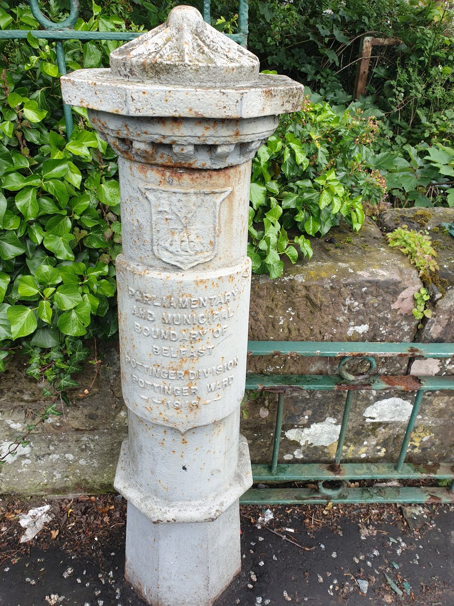 BekkaCampbell's tweet photo. @ArtDecoBankBfst @PatrickJMB @ulsterahs @UlsterMuseum @PLACENI @petergray47 @qubpublichist @Belfastpast @BelfGhostSigns @AMcClelly @AndrewJMolloy @titanic401 Bottom of the Gilnahirk Road, at the river. https://t.co/dk9MScHC31