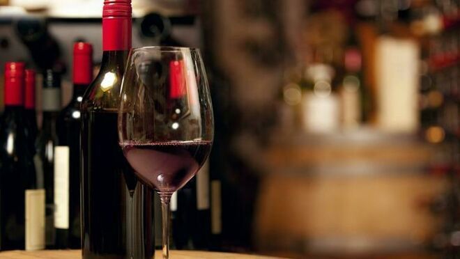 [Gasto supera los 30 millones] Más de 7 mil botellas de alcohol compró el Senado en los últimos 4 años tvmaulinos.com/gasto-supera-l…