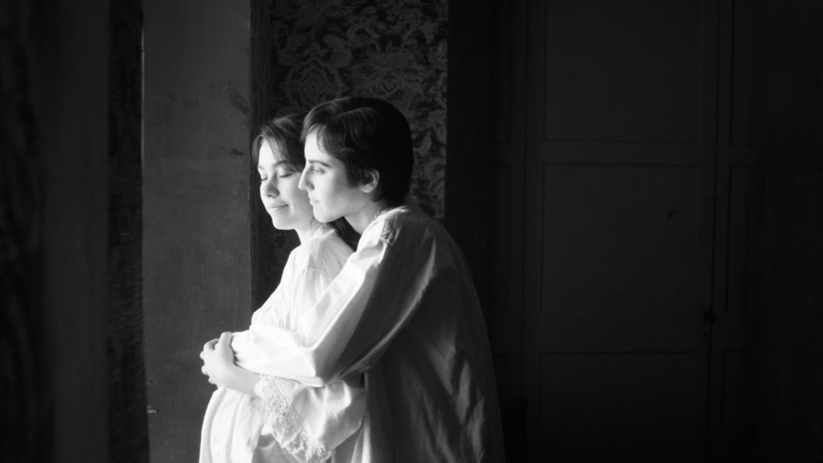 It was a university scholar gave director Isabel Coixet the idea to uncover the story of Spain’s first same-sex marriage for Elisa & Marcela (2019). Such is a great example of how historians and filmmakers can team up to bring light to stories that might otherwise get lost.