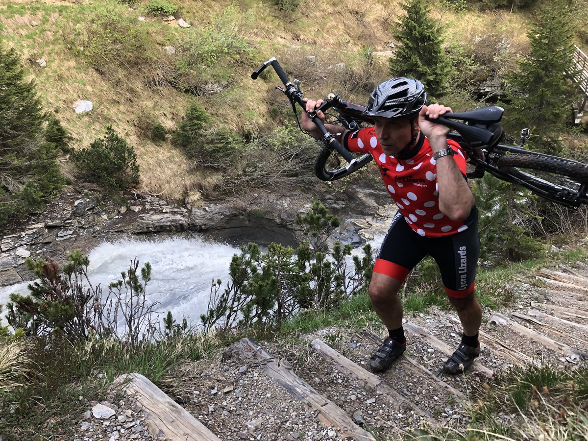 DrAthletesHlth's tweet photo. I enyoyed riding my #mountainbike this #weekend of #pentecost #MTB 🚵♀️🚵🏿♂️ #cycling #Runcatrail #enjoyyourride #sinseveser #Laax #Flims #Falera #StRemigius #Sagogn #Schluein #Ilanz #Surselva #Graubünden #Bündnerland 🇨🇭🚴♂️🇨🇭🚴♀️🇨🇭🚵🏿♂️🇨🇭🚵♀️ https://t.co/18KXUQlJKz