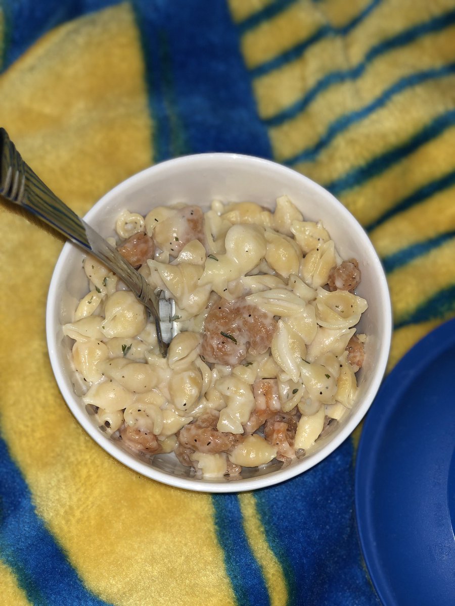 Brando_Gbuckets's tweet image. Popeyes Shrimp Alfredo 😅😅 #bombaf