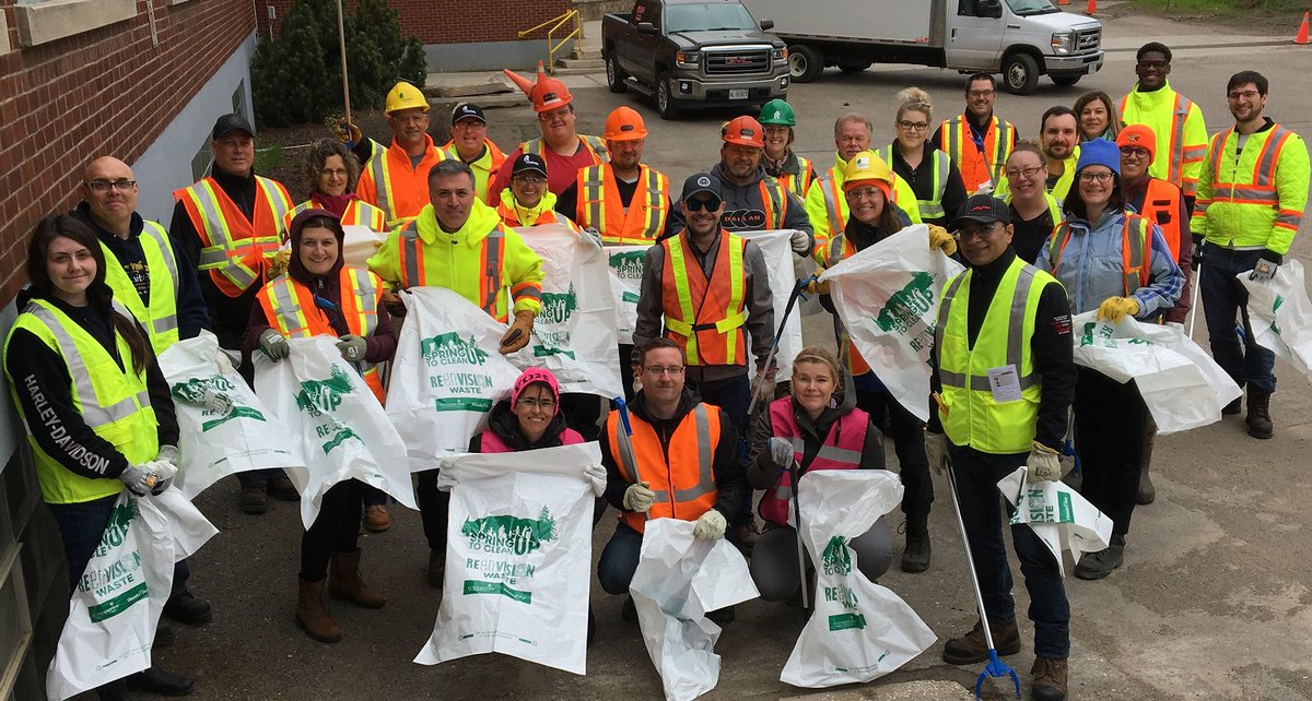 pfresolu's tweet photo. Toutes nos félicitations aux participants à l’initiative Spring Up to Clean Upde cette année. Votre attachement à la collectivité et à l’environnement nous inspire grandement! @ECOSUPERIOR #springuptbay https://t.co/lj7aXjfM5T