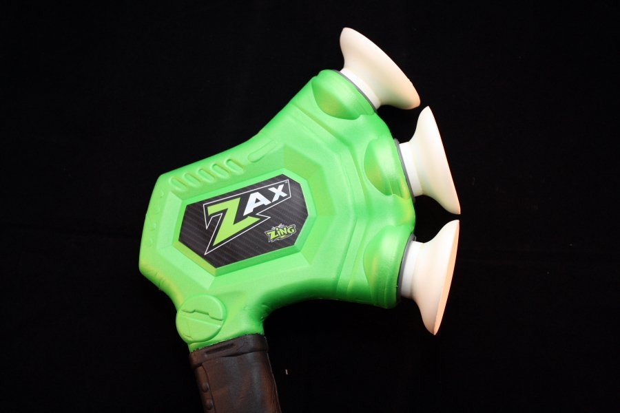 FanboyFactor's tweet photo. Toy Review: Zax (Zing Toys) https://t.co/q1bMilf9qm @Zing_Toys   #zing #zax #review #toyphotography https://t.co/36zEZkR2bl