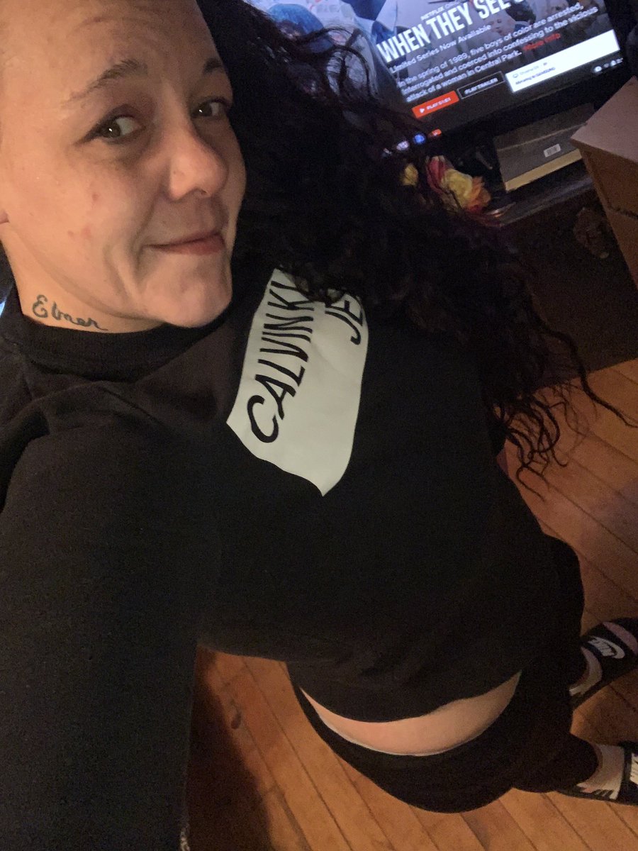 GODDESS_CEARA's tweet image. I want someone in the #Boston area to schedule a #publichumiliation #sessiontime  today and allow me to #sissyexposed  #slavetraining  or #dominatrix  COME ON #FINDOM #CASHPIGS #HUMANATM LETS PLAY TODAY !!!!!! Dm me #cashapp #silenttributes make me wet