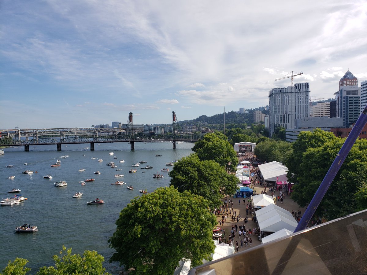 CSPDX's tweet image. A view from above #pdx #cirtyfair last week. See you there next year!