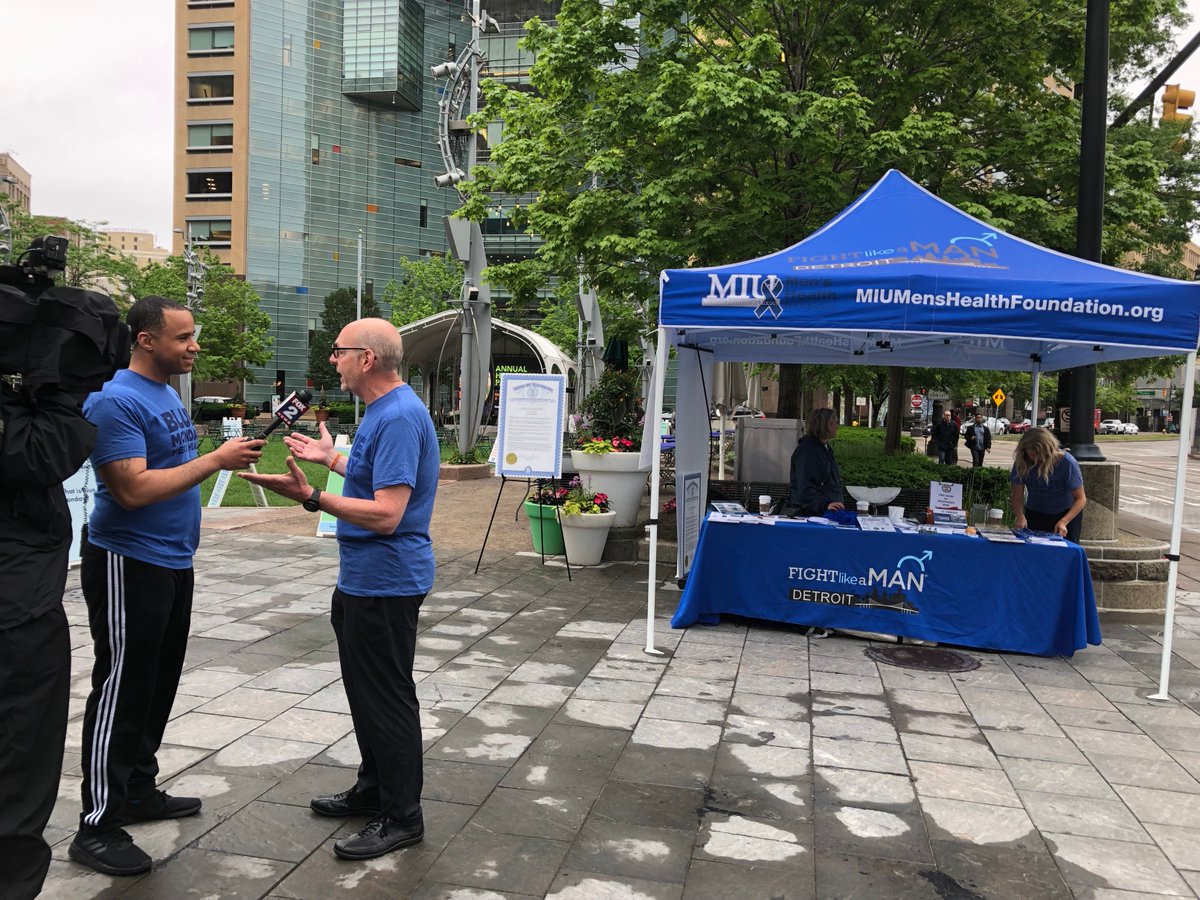 tannerfriedman's tweet photo. Today the crew wore blue in honor of Blue Monday & in support of @miumenshealth to kick off Men's Health Week. We spent the morning with @FOX2News and @WWJ950 to spread the word & help increase prostate cancer survivorship. #ChoosetoKnow #BlueMondayMensHealth #RunfortheRibbon https://t.co/8te6Oi6xCm
