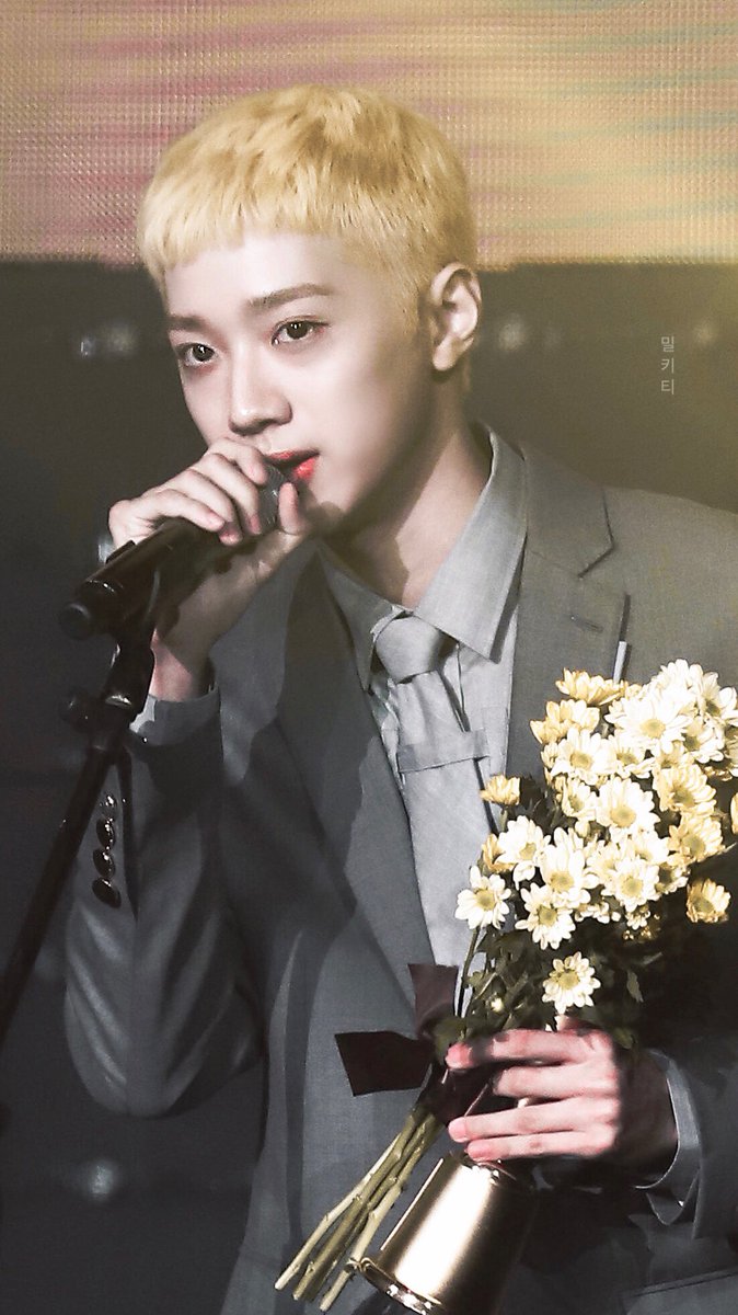 dalmilky's tweet photo. 190609 #라이관린 🐣💐 https://t.co/24XZRsy9gy