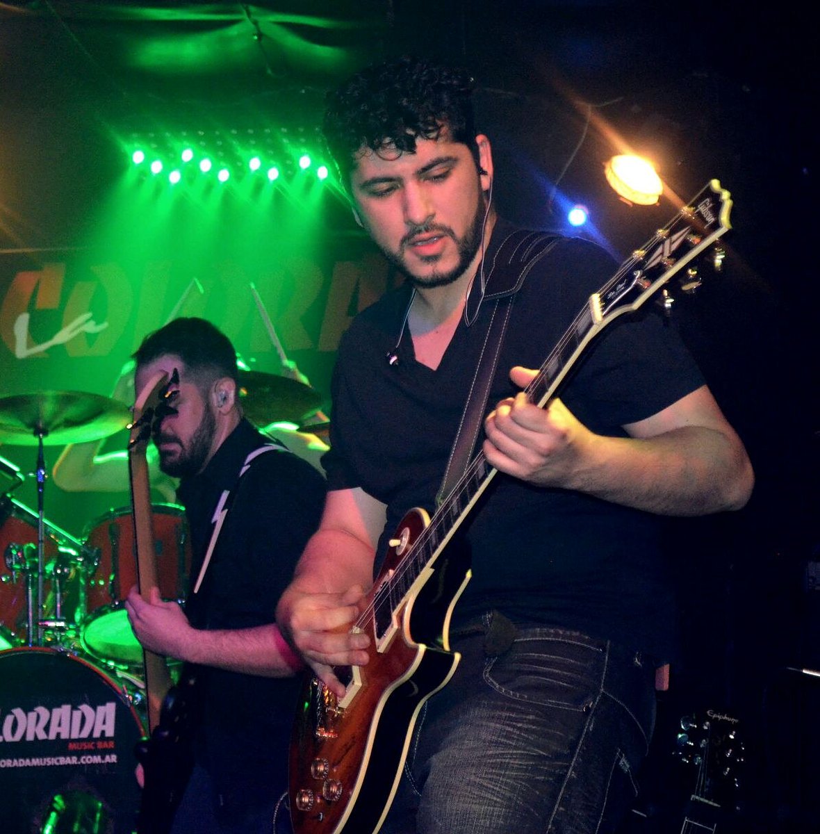 Crowley_banda's tweet photo. Escucha todos nuestros temas en vivo en YouTube y mírate el recital! O anda a Spotify para escuchar el disco! https://t.co/ggUvo9EdFK https://t.co/aKa0Gf04Gc