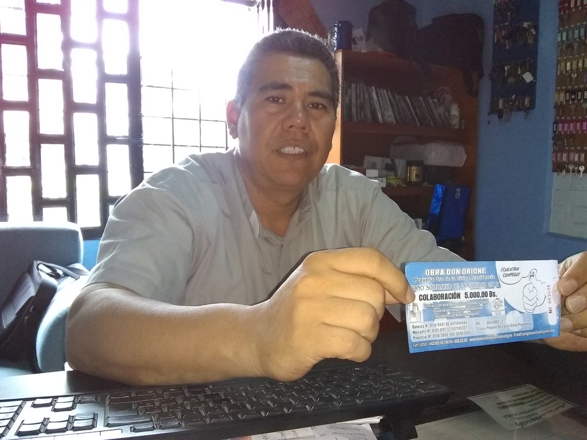ElInformadorVE's tweet photo. #10Jun #Honim recibe “buenas” #donaciones de ONGs y de #venezolanos en el exterior https://t.co/QvuGFDPGLi #ElInformadorVenezuela #ElInformadorVe #Lara #Solidaridad https://t.co/n38jyj9nnP