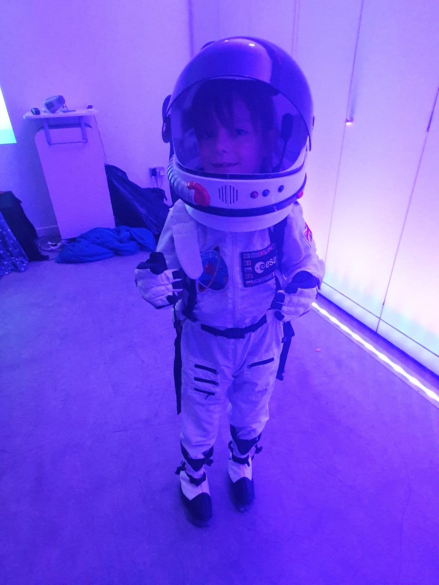 <a href="/MissDolan_P2D/">Amy Dolan</a> Dynamic Earth.