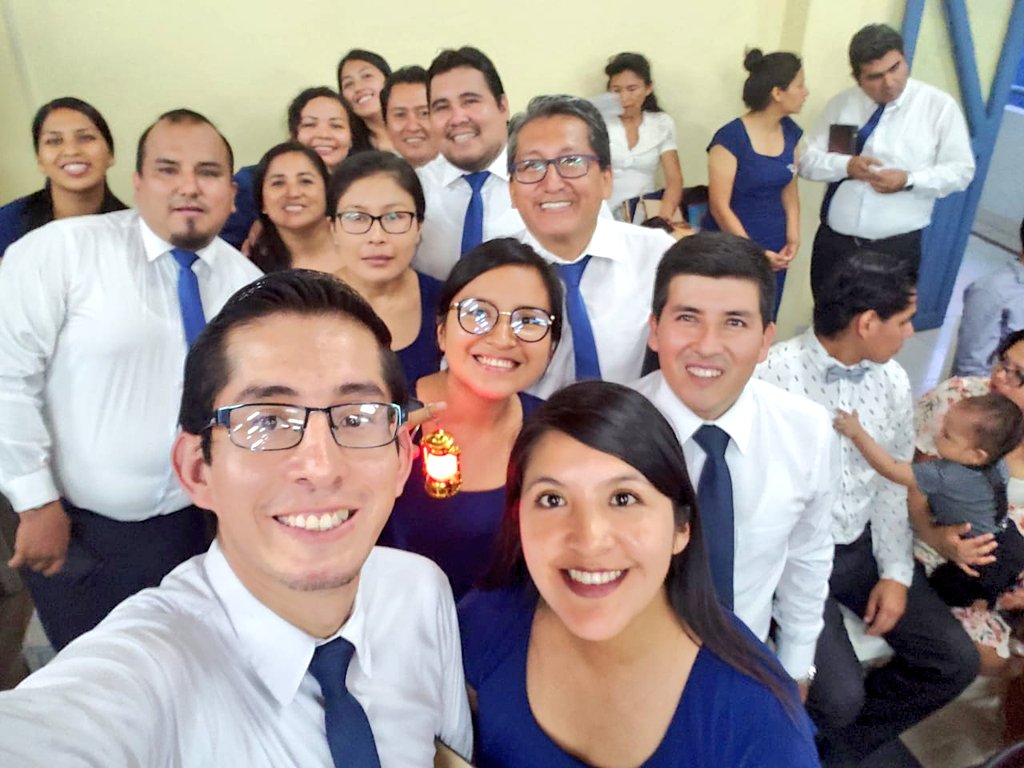 Tremendo equipo de Pastores de la #zonaIquitos en una jornada especial de Entrenamiento con el Pr. Chico y Renovación de Votos con las parejas de esposos de Iquitos. #ElRefugio #SemanaDeLaFamilia <a href="/EnzoChavez/">Enzo Chávez</a> <a href="/YudyVilladeRome/">Yudy de Romero</a> @mcoaugarte <a href="/AdventistasUPS/">Adventistas Perú - UPS</a> @PrEudis1