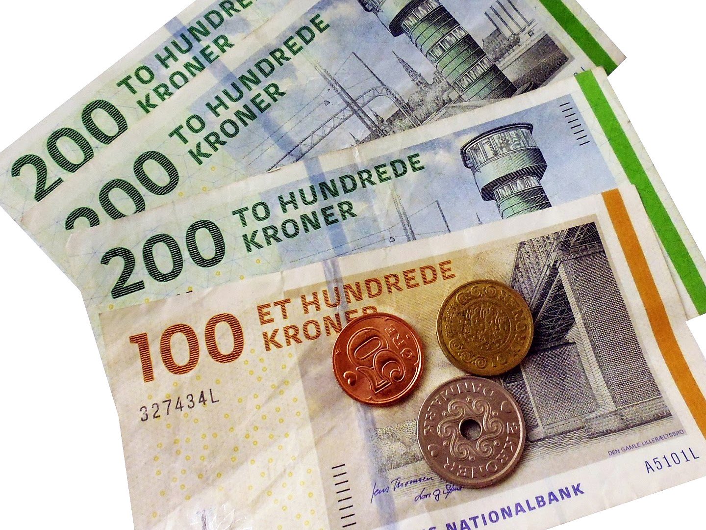 未使用 デンマーク領フェロー諸島 現行高額 200クローナ Yahoo!オークション デンマーク領フェロー諸島