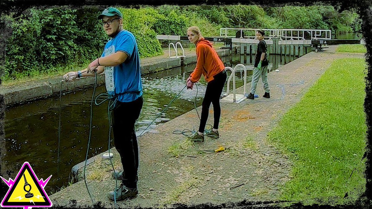 Check out my latest video "Magnet Fishing In Sheffield With Drasticg FANS"

Watch Now: youtu.be/HOSCpUuAf0U

Posted via <a href="/TubeBuddy/">TubeBuddy</a>