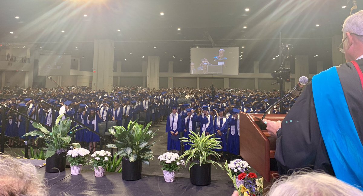 GregFordFL's tweet photo. Congratulations to the Jesse O. Sanderson High School #ClassOf2019! π
Itβs an honor to celebrate with you on this special day!
#WakeIsWithYou
#WakeBOC #WCPSS #WakeEd https://t.co/FXW0hGd6fx