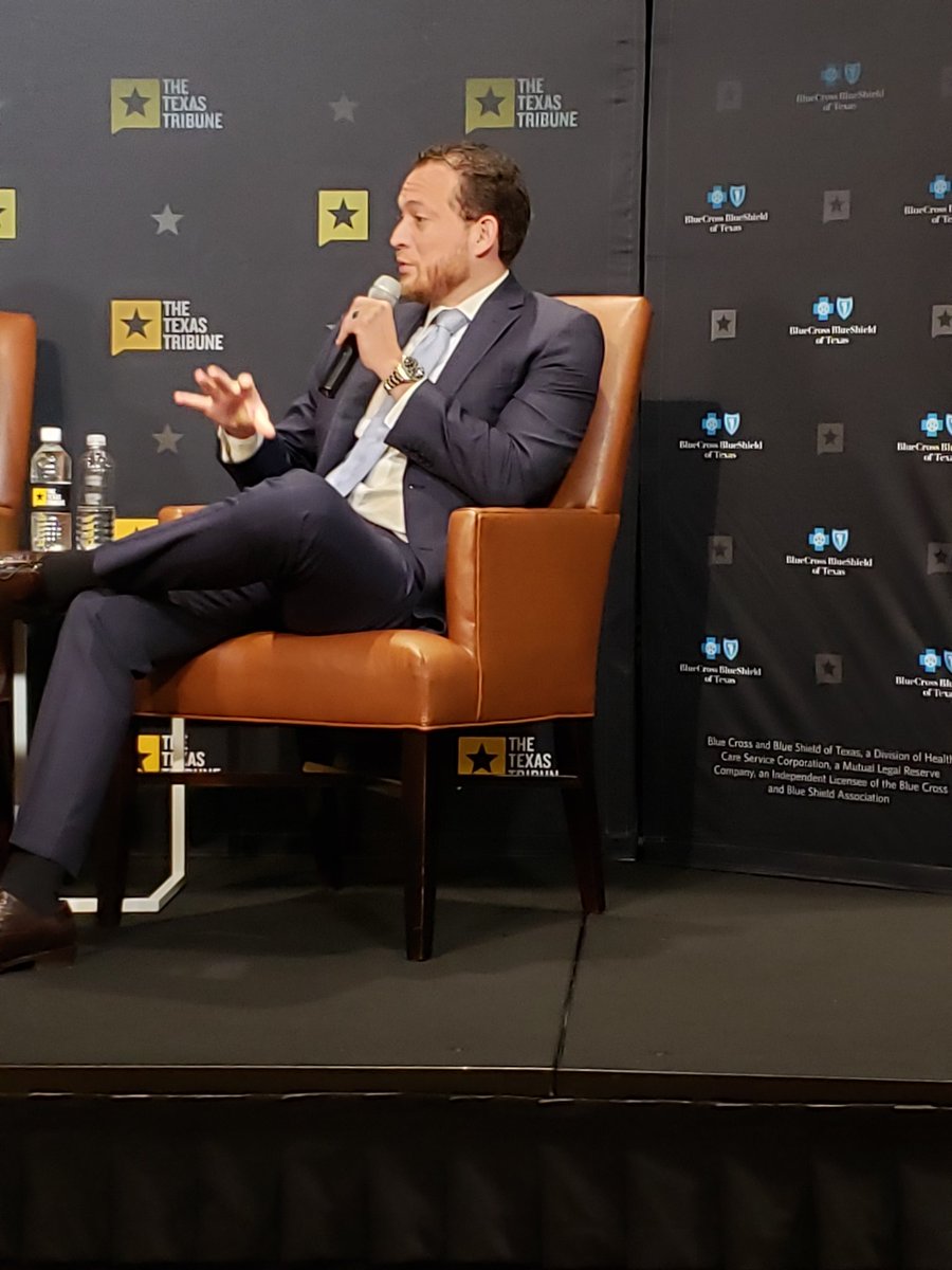 CHRISTINEARDIS's tweet photo. Thank you, @evanasmith and @TexasTribune , for hosting today's #TTEvent in the #rgv . #knowledgeispower #humoraddssomespice #issuesthatmattertous https://t.co/PcP8FdeTbN