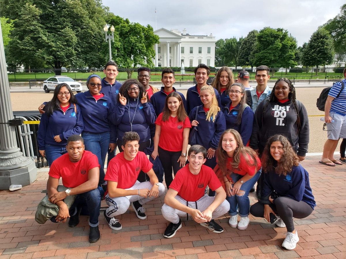 TheRealMdyc's tweet photo. Taking in the sites! #MDCYC #Washingtondc2019 https://t.co/dMPKmUz4db