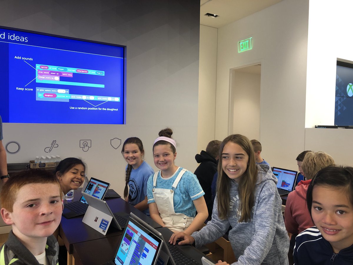 AnnieMeinberg's tweet photo. My #5thGradeExplorers had their field trip to the @Microsoft store and the @Apple store where they learned how to code video games! Um hello coolest field trip ever! #AddamsLearners https://t.co/yXS7IM8kZR