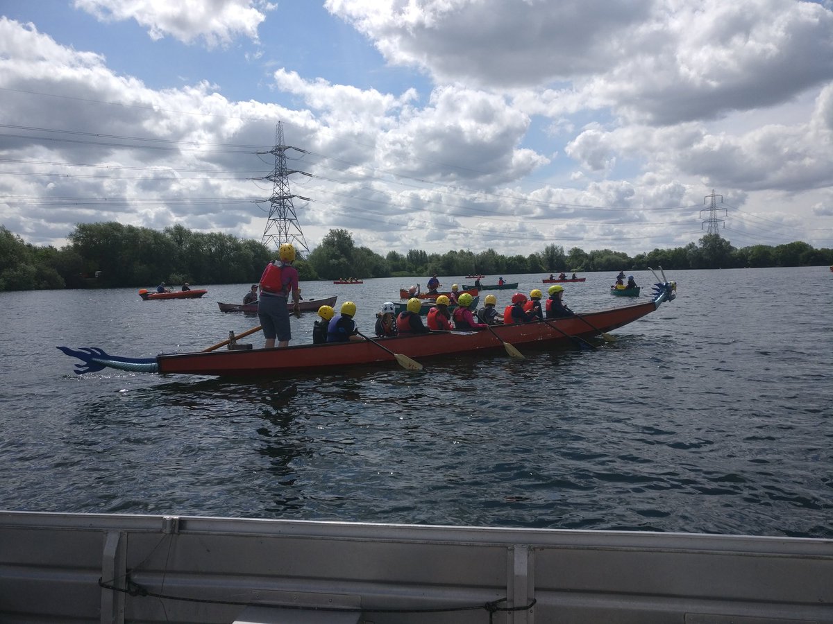 hertspaddles's tweet photo. For those of you not on Facebook, a snip of the fun from cub water activity day https://t.co/epCMsIgiij