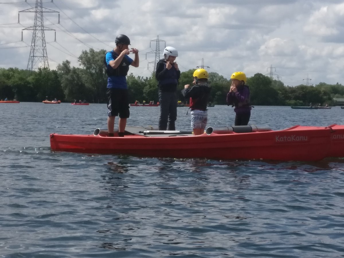 hertspaddles's tweet photo. For those of you not on Facebook, a snip of the fun from cub water activity day https://t.co/epCMsIgiij