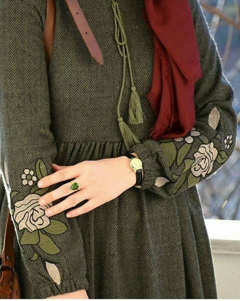 آلاف الدَعوات بِ قلبي مَا بين اللهُم وآمين ، ويا من أمرهُ بين الكافِ والنُون استجِبْ لي❤️.