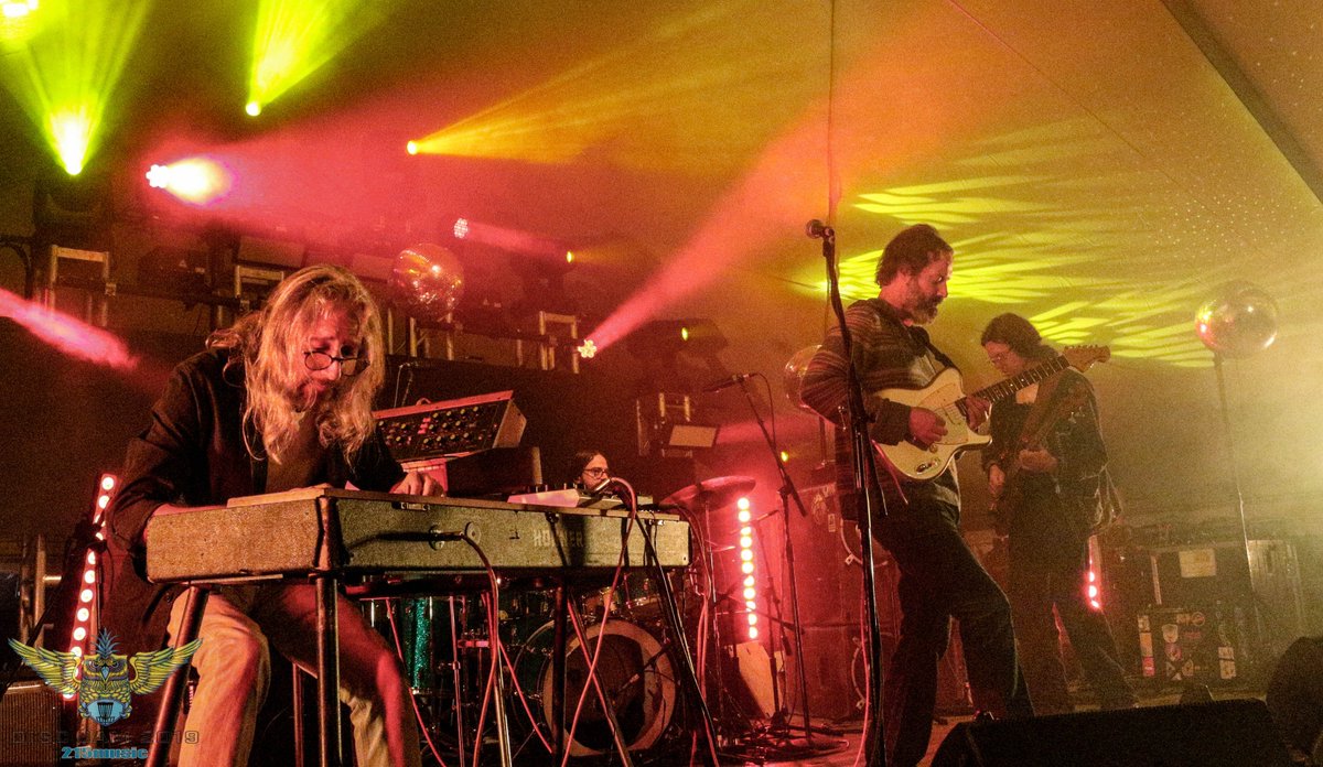 215Music tweet media