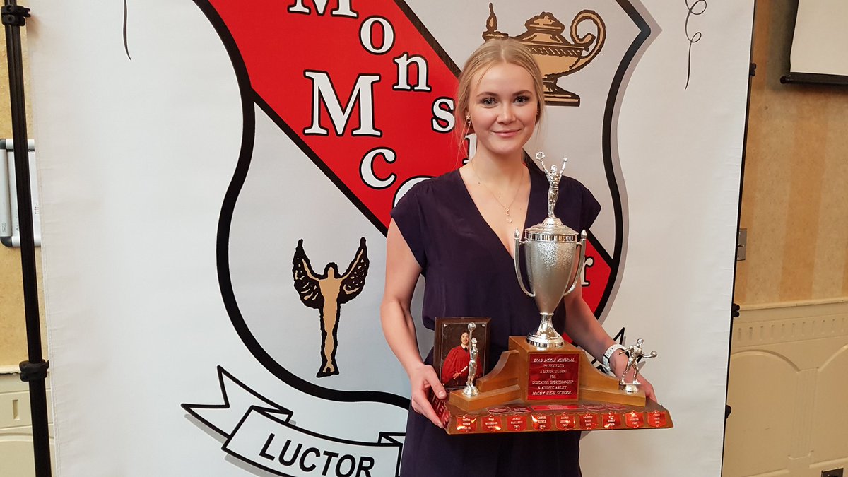 MitchBach's tweet photo. The night ended with pure class and admiration from @MMcCoy_MH.

The Brad Jackle Memorial Award is the highest honour a student-athete can receive. 

This year's recipients are Caleb Kinch from golf, and Kassidy Rae from girls basketball/volleyball - both graduating. 
#mhsports https://t.co/dRVza8YE3a