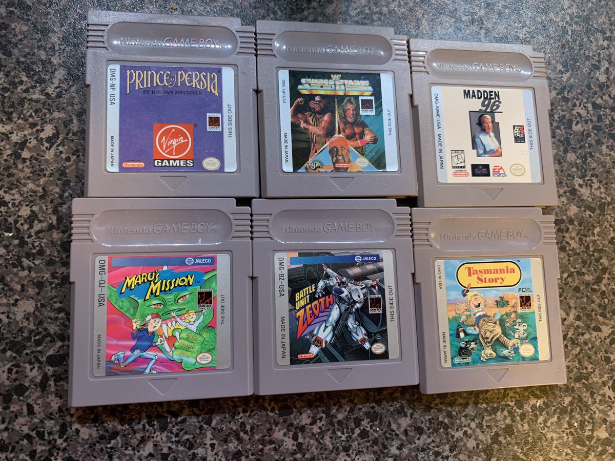 RSDCDN's tweet photo. New gameboy games! Thanks to @leonkiriliuk again! It’s amazing when friends help you build your collection just because they are great people. #gameboy #dmg #dmggameboy #retro #nintendo #og https://t.co/PsC0WK8FYk