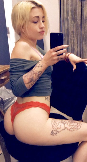 💋❤️💋 This Chair is giving me imagination 💋❤️💋 https://t.co/hCXYR1rl6d<a href="/tag/littlebootiesmatter"class="tags"><span>#littlebootiesmatter</span></a>