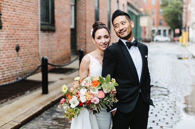 Yes please! 
____
📷: @patfureyphoto // event management: Heart &amp; Dash // venue: <a href="/glenfoerd/">Glen Foerd</a> // florals: @belovely_design // beauty: @onlo_beauty // dj: <a href="/centerstageent/">Center Stage</a> // catering: @jamie_hollander_gourmet // getting ready locale: @stay_lokal .
.
.
.
… bit.ly/2WBImbS