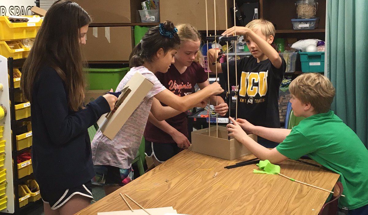 ThreeChoptLib's tweet image. News team wants to make something to hold the IPAD for morning announcements. #criticalthinker #creativethinker #communicator #collaborator #lifeready @ThreeChoptLib @hcpslib