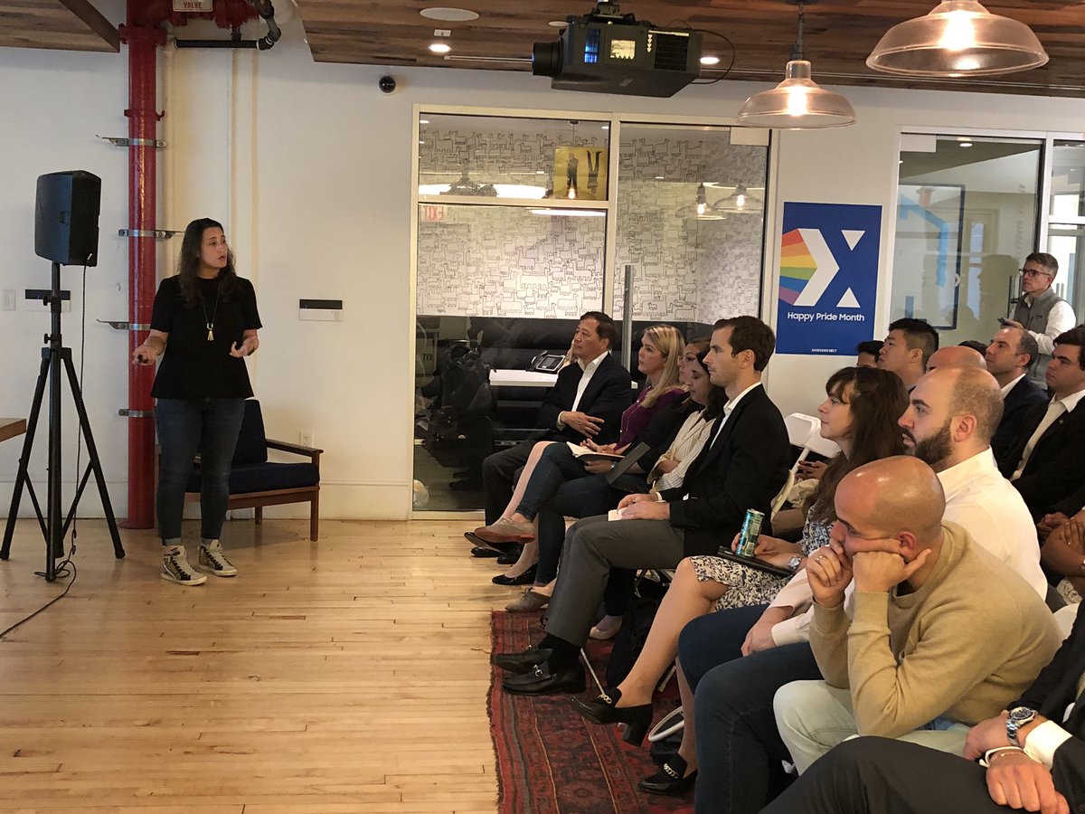 harvardintech's tweet photo. @firstround Partner & @birchbox Co-Founder @hayleybay shares all the ways #harvard has impacted her life incl. meeting her co-founder, her lead investor, & current husband all at @Harvard #harvardintech #startups #tech https://t.co/fm94kehW8B