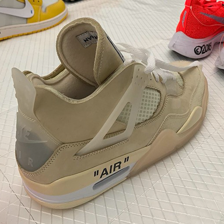 sneaker_wars's tweet photo. 【サンプル】オフ ホワイト × ナイキ エアジョーダン4 全3色 
⇒https://t.co/GFZK9zmAg5
#sneakerwars #スニーカー #ナイキ https://t.co/bY95xocUFO